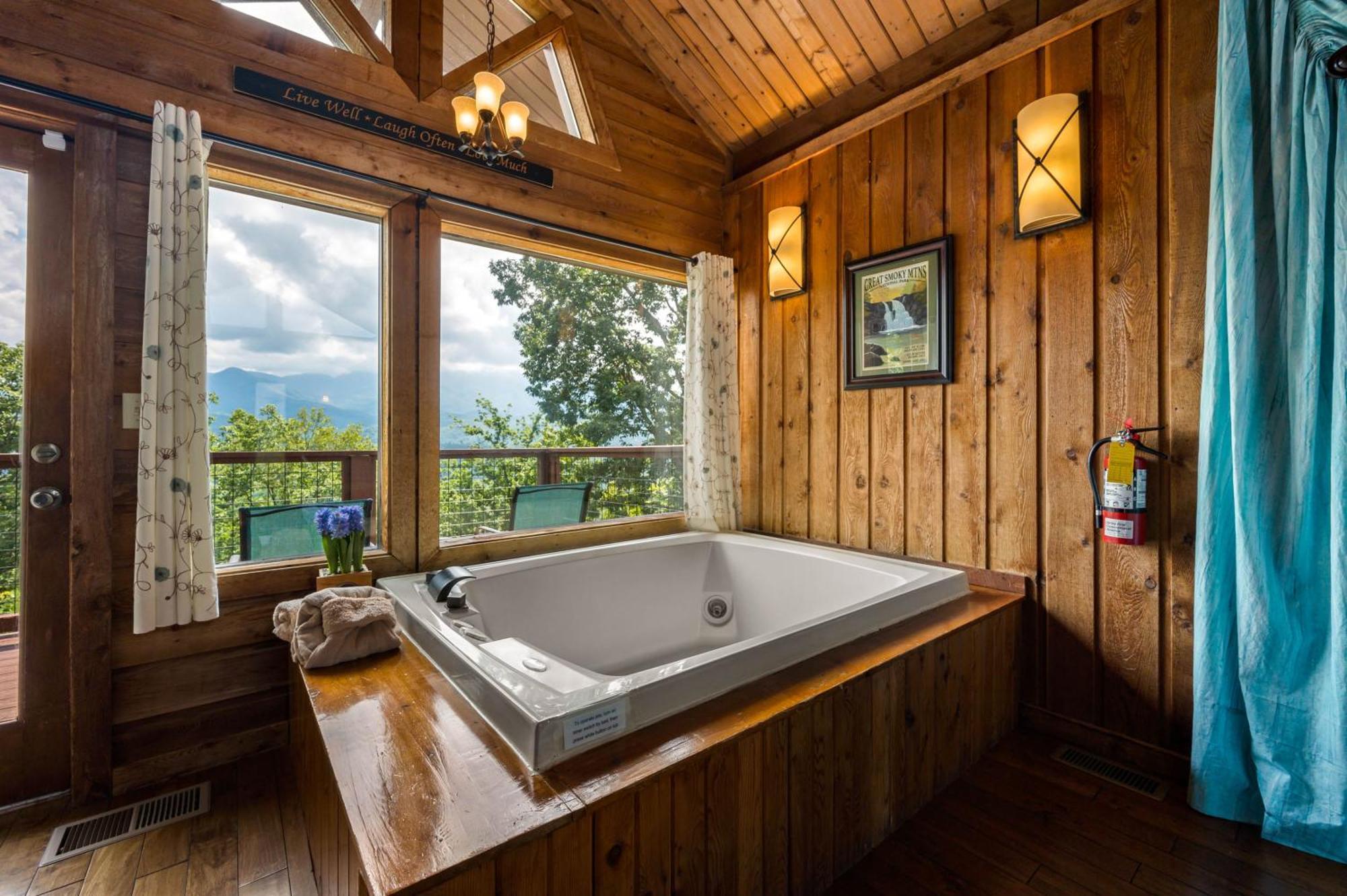 Twinflower Summit - Incredible Views, Pet Friendly! Gatlinburg Exterior photo