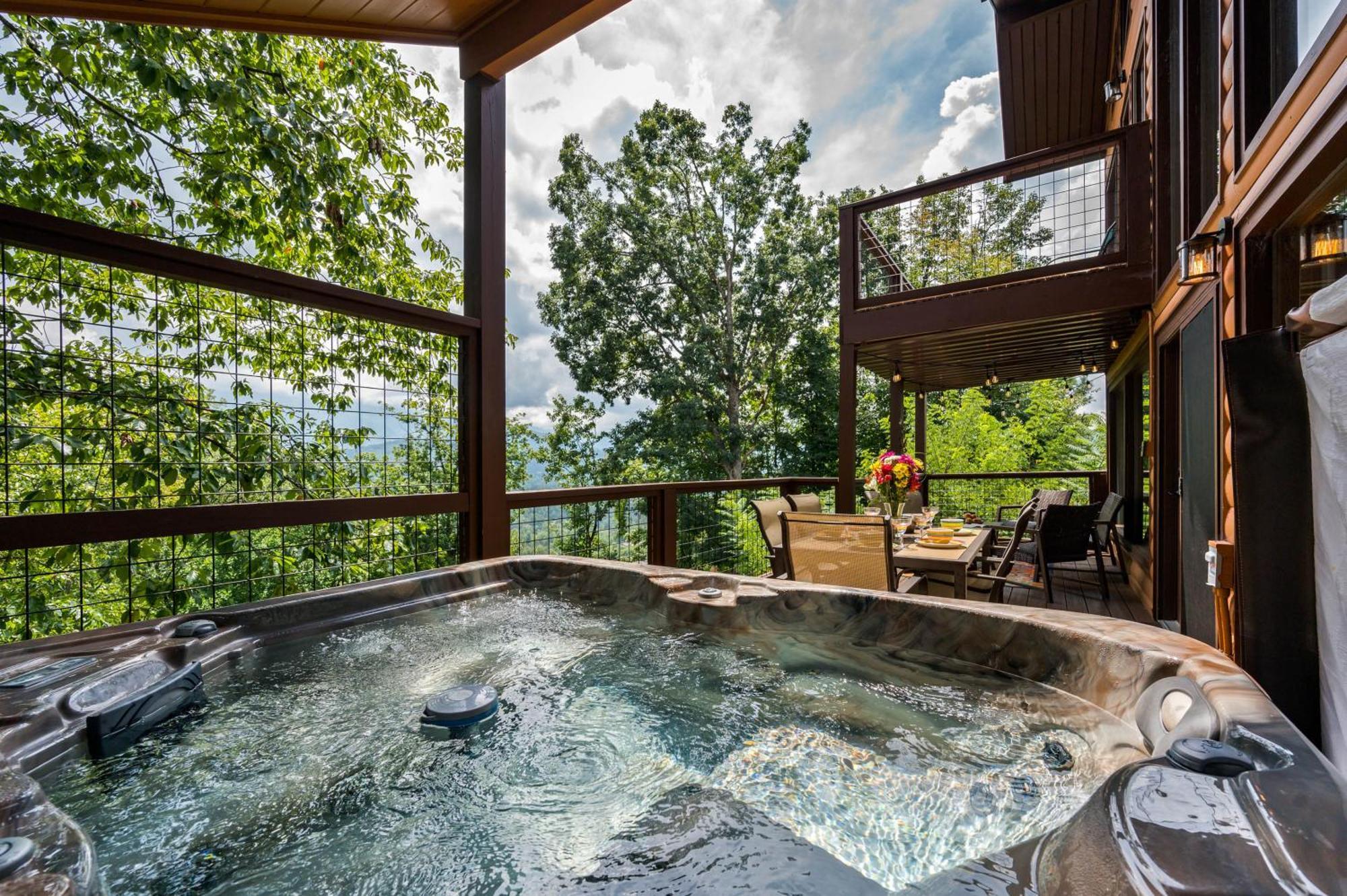 Twinflower Summit - Incredible Views, Pet Friendly! Gatlinburg Exterior photo